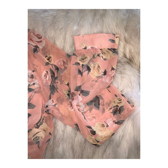 Nordstrom Lush Floral blouse pink size medium - Picture 6 of 7